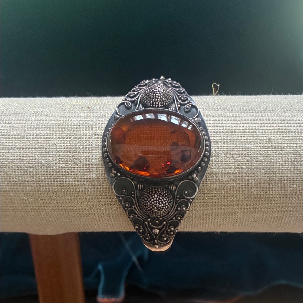 Elegant .925 Silver and Amber Stone Women's Bracelet